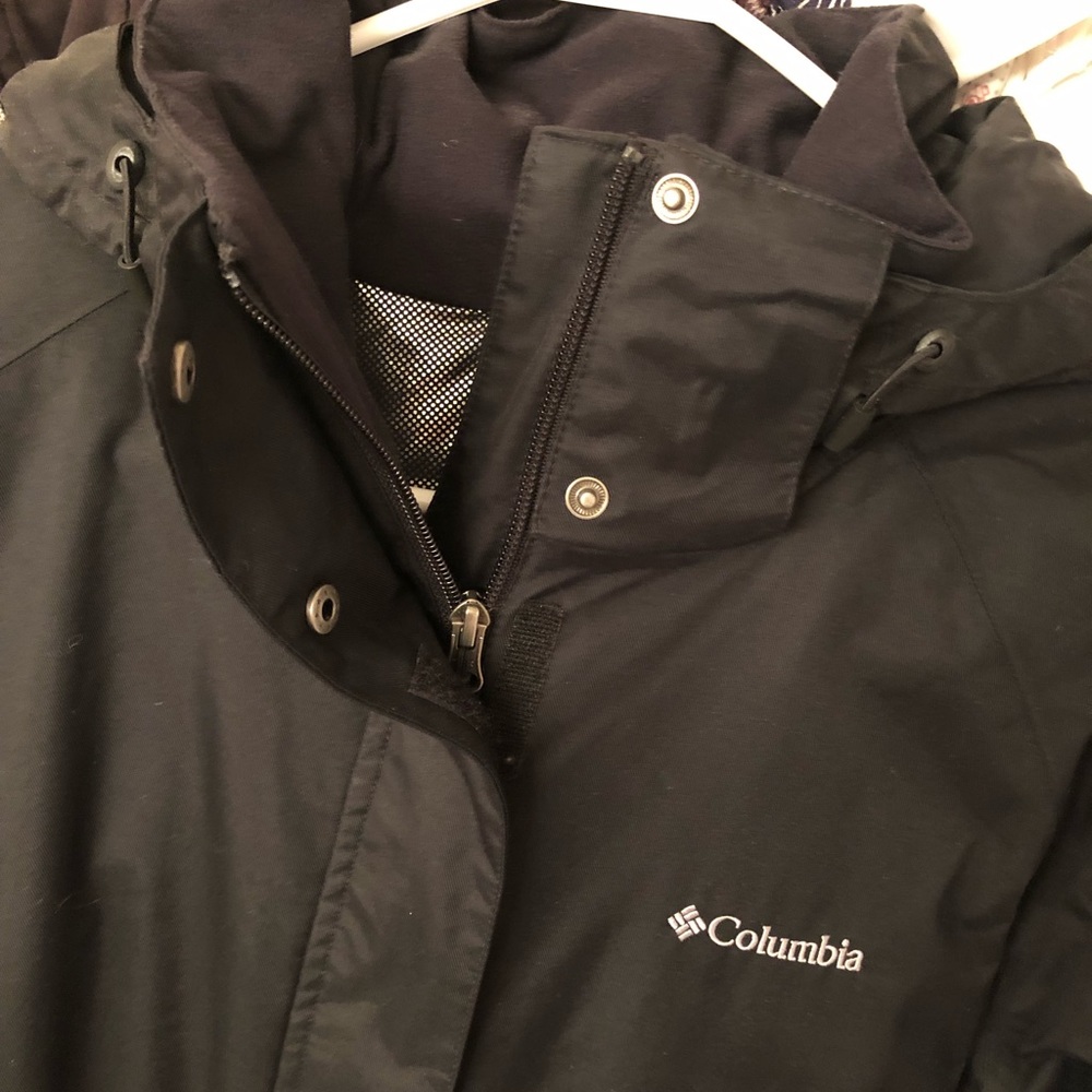 Women’s Columbia Jacket - Picture 2 of 5